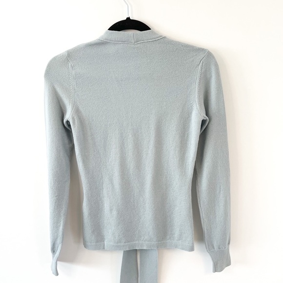 ✨HOST PICK✨Authentic Dolce & Gabbana Bow Tie Cardigan Size 40 IT / 4 US - Picture 8 of 13